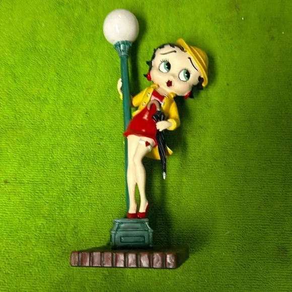 Betty Boop Sing in the rain - Picture 2 of 5